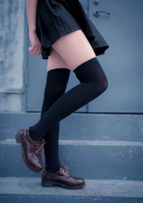 学生面前的女教师