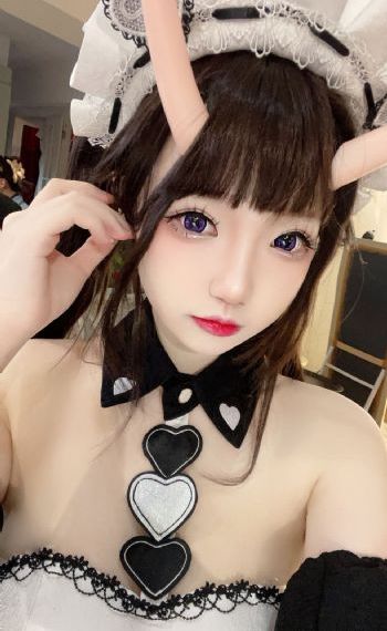 三五成群