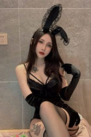 我的女友被黑人寄宿中出