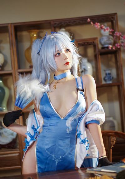 年轻的女教师3