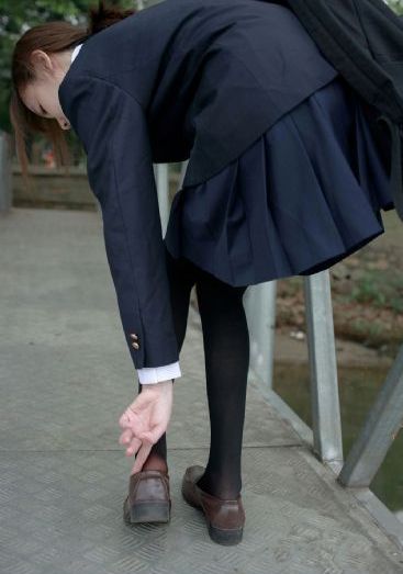 少女1
