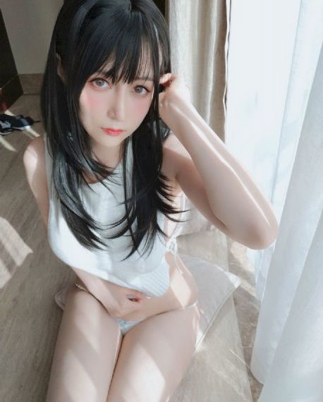 年轻的阿姨2