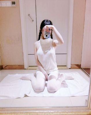 上司传递微热的夜晚这个是僵尸吗